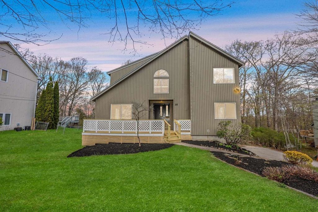 38 Caleb Drive, Danville, NH 03819