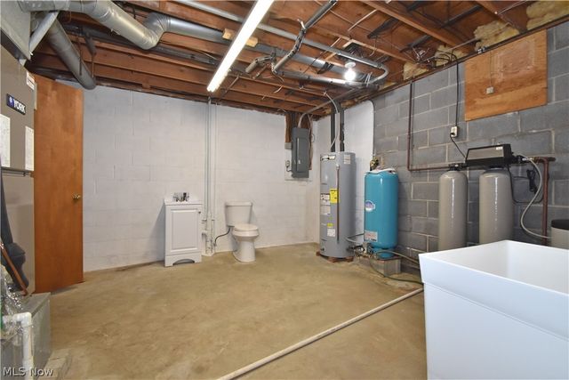 3706 Poe Road, Medina, OH 44256