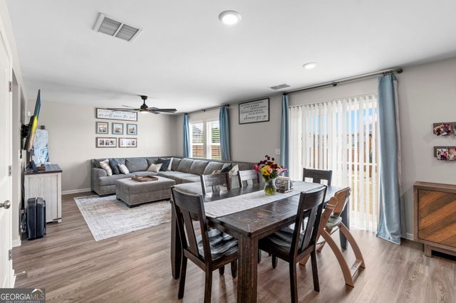 238 Isabella Way, Byron, GA 31008
