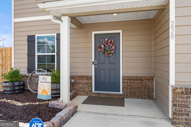 238 Isabella Way, Byron, GA 31008