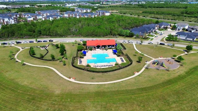 750 Corbin Crest Trail, La Porte, TX 77571