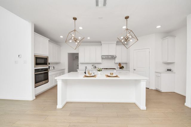 750 Corbin Crest Trail, La Porte, TX 77571