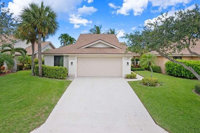 197 Ridge Road, Jupiter, FL 33477