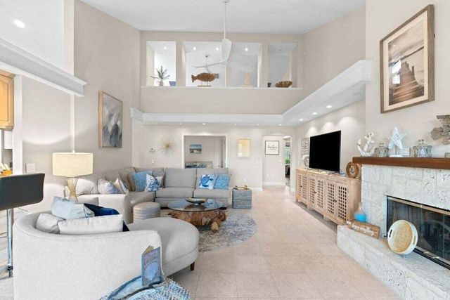 197 Ridge Road, Jupiter, FL 33477