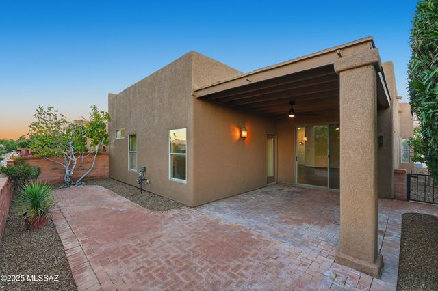 2379 S Orchard View Drive, Green Valley, AZ 85614