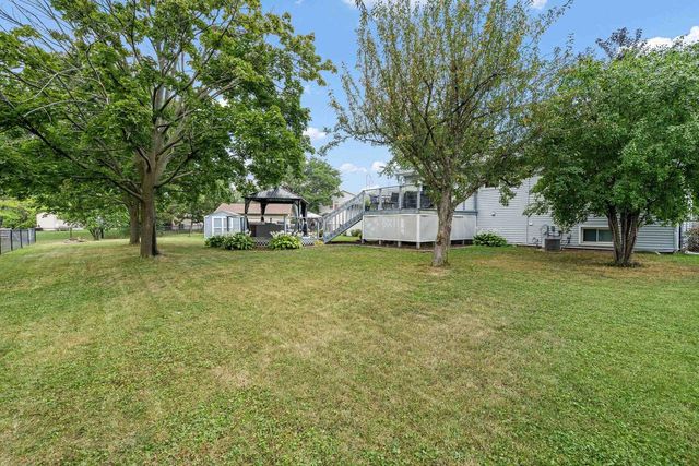 2309 BRANTWOOD DRIVE, Neenah, WI 54956