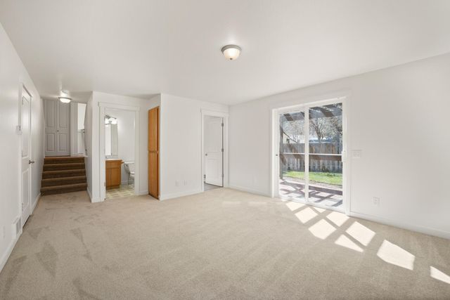 1699 NE Sonya Court, Bend, OR 97701