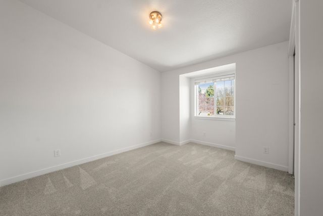 1699 NE Sonya Court, Bend, OR 97701