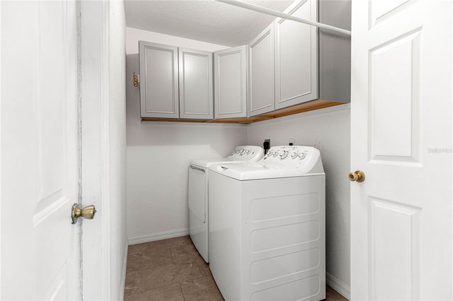 9948 SW 62ND AVENUE, Ocala, FL 34476