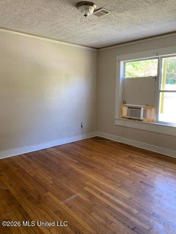 2114 34th Avenue, Meridian, MS 39301