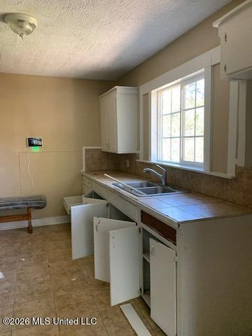 2114 34th Avenue, Meridian, MS 39301