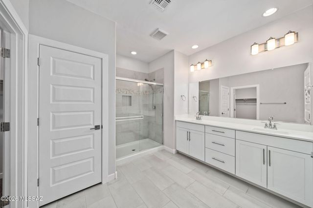 11105 S Silver Fern Drive, Vail, AZ 85641