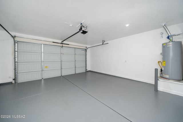 11105 S Silver Fern Drive, Vail, AZ 85641