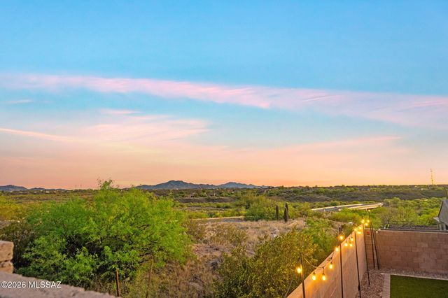 11105 S Silver Fern Drive, Vail, AZ 85641