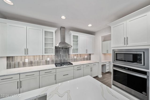 11105 S Silver Fern Drive, Vail, AZ 85641