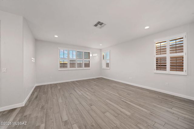 11105 S Silver Fern Drive, Vail, AZ 85641