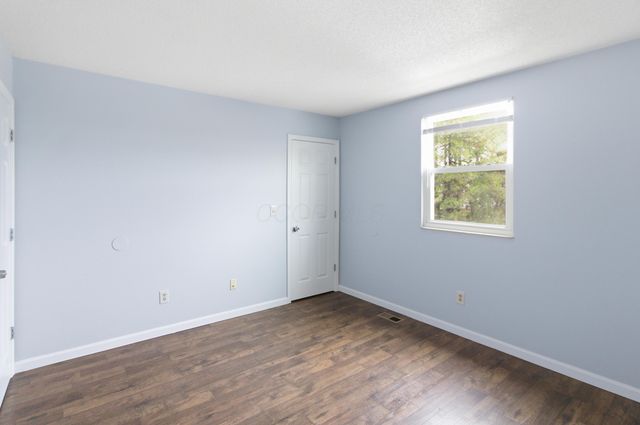 7697 Barkwood Drive, 1D, Columbus, OH 43085