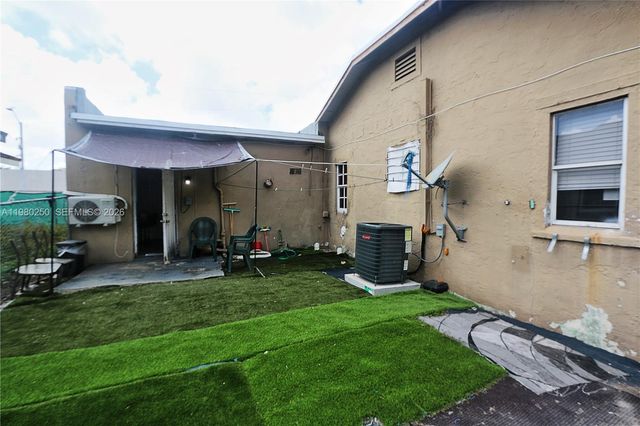 4419 NW 17th Ave, Miami, FL 33142