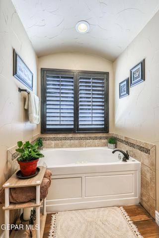 3053 SNOWY POINT Drive, El Paso, TX 79938