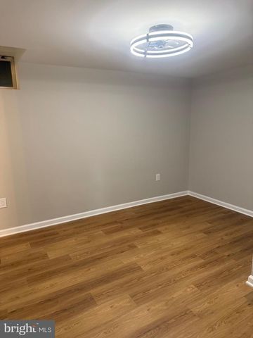 8093 MEETZE RD, Warrenton, VA 20187