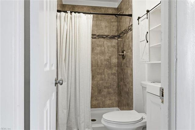 3813 Broadleaf CT, Virginia Beach, VA 23453