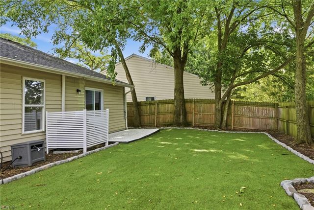 3813 Broadleaf CT, Virginia Beach, VA 23453