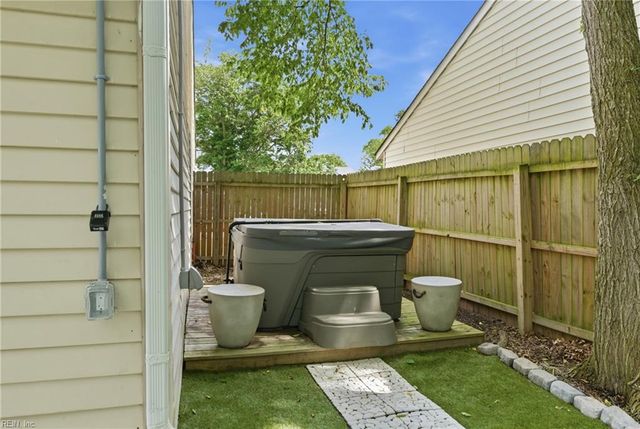 3813 Broadleaf CT, Virginia Beach, VA 23453