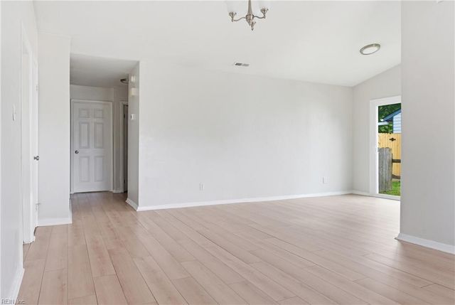 3813 Broadleaf CT, Virginia Beach, VA 23453