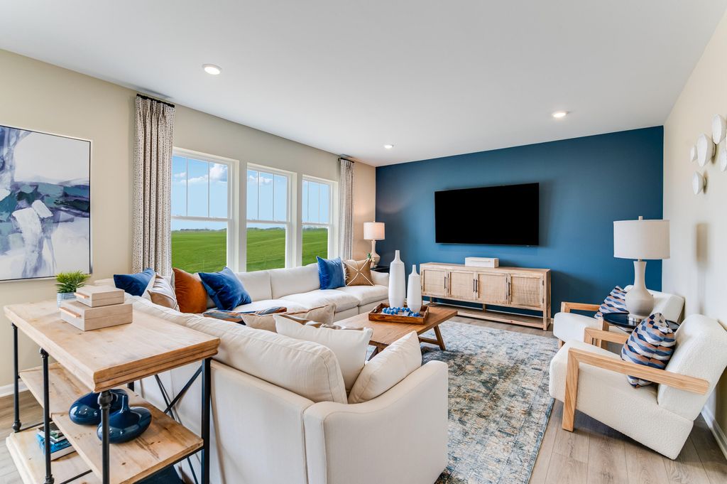 11034 Green Place, Winfield, IN 46307