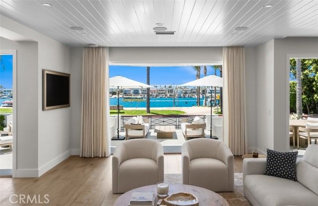 2401 Bayshore Drive, Newport Beach, CA 92663