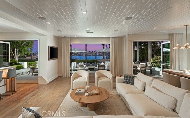 2401 Bayshore Drive, Newport Beach, CA 92663