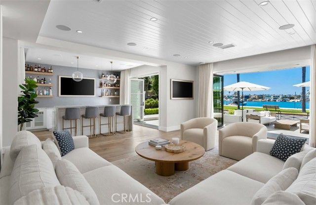 2401 Bayshore Drive, Newport Beach, CA 92663