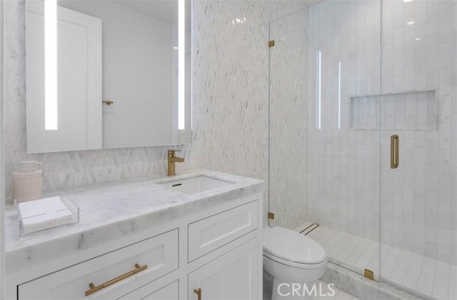 2401 Bayshore Drive, Newport Beach, CA 92663