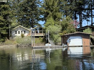 3140 S TENMILE, Lakeside, OR 97449