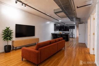378 George Street 201, New Brunswick, NJ 08901
