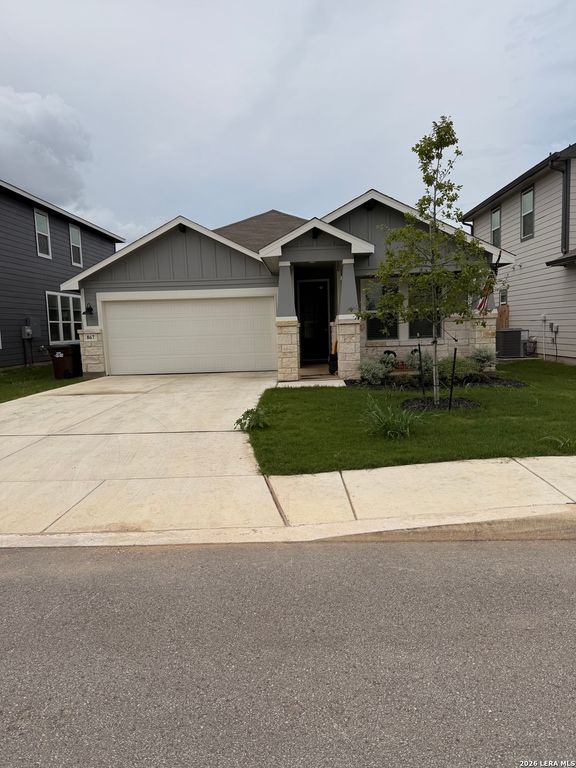 867 Shatterhand Blvd, San Antonio, TX 78260