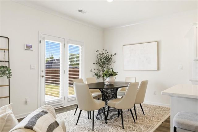 988 Blue Juniper Circle, Loganville, GA 30052