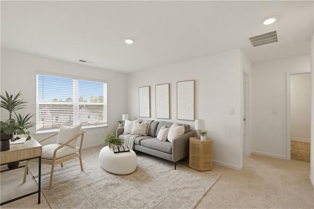 988 Blue Juniper Circle, Loganville, GA 30052