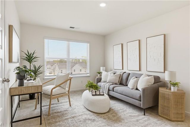 988 Blue Juniper Circle, Loganville, GA 30052