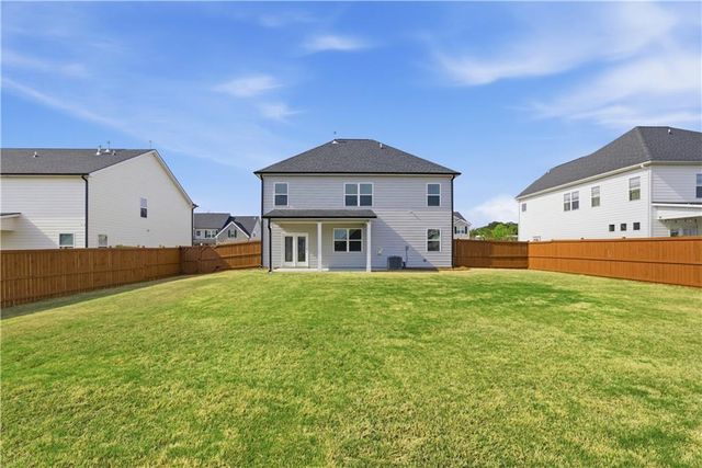 988 Blue Juniper Circle, Loganville, GA 30052