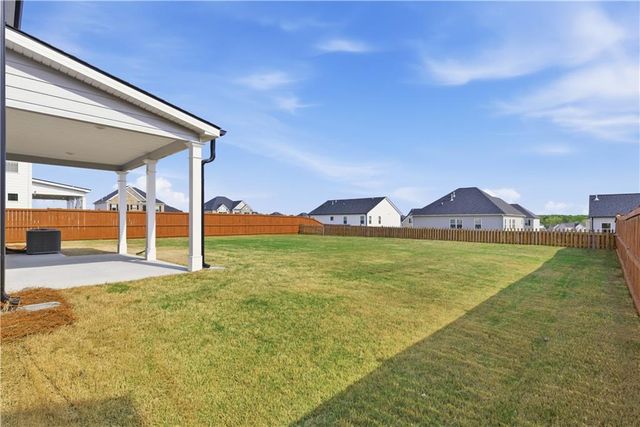 988 Blue Juniper Circle, Loganville, GA 30052