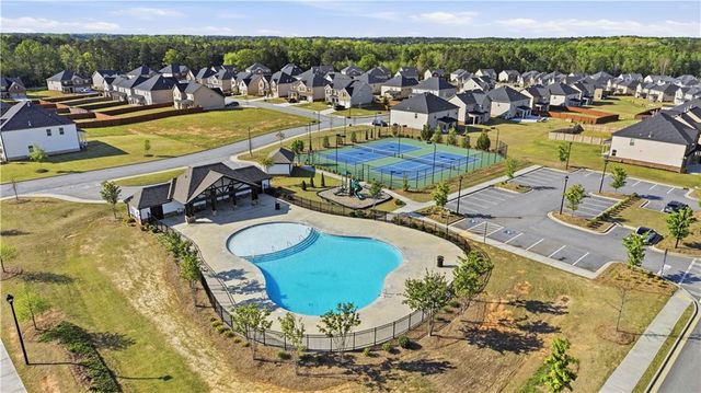 988 Blue Juniper Circle, Loganville, GA 30052