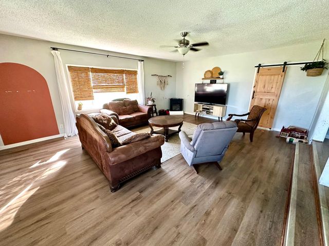 30997 340th Avenue, Roseau, MN 56751