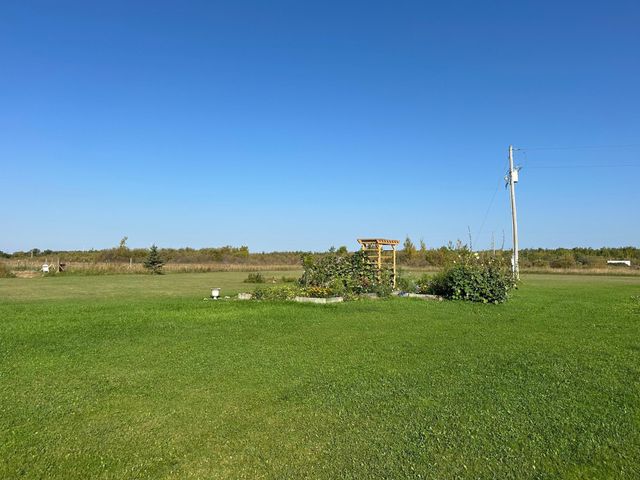 30997 340th Avenue, Roseau, MN 56751