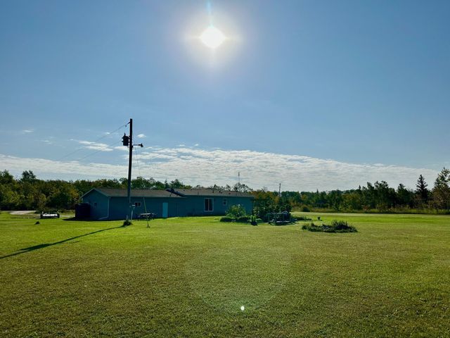 30997 340th Avenue, Roseau, MN 56751