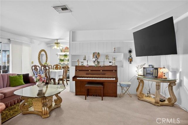 13314 Raven, Sylmar (los Angeles), CA 91342