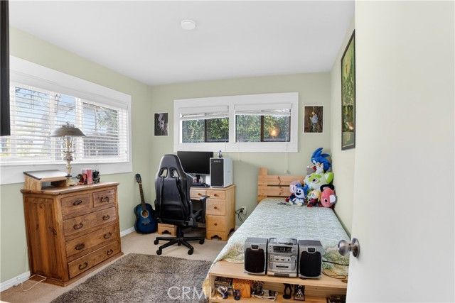 13314 Raven, Sylmar (los Angeles), CA 91342