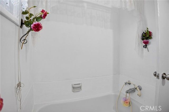 13314 Raven, Sylmar (los Angeles), CA 91342