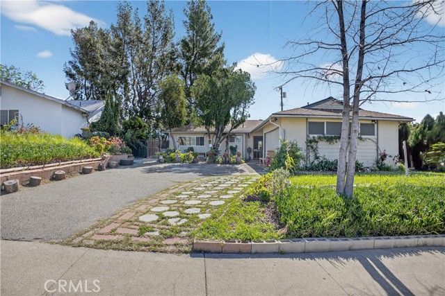 13314 Raven, Sylmar (los Angeles), CA 91342