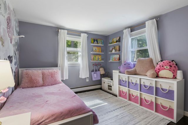 8 Diana Road, Derry, NH 03038
